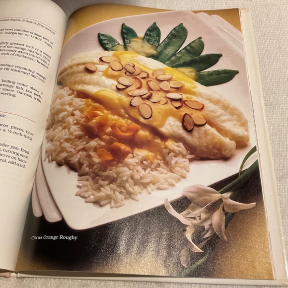 Vintage Better Homes & Gardens Cooking For One Cookbook Hardcover - Picture 9 of 10